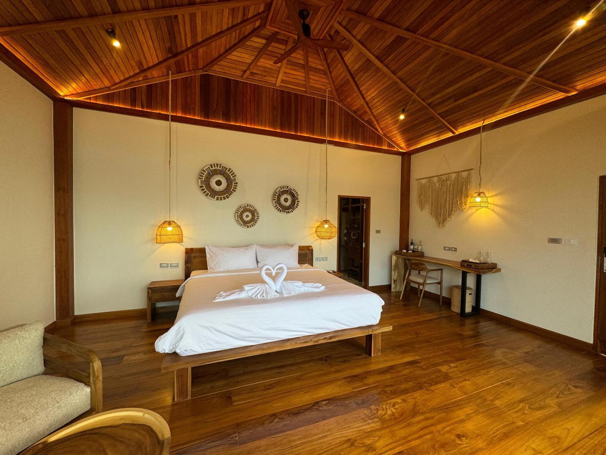 Ten Moons Sunset Villas Koh Lipe Dış mekan fotoğraf